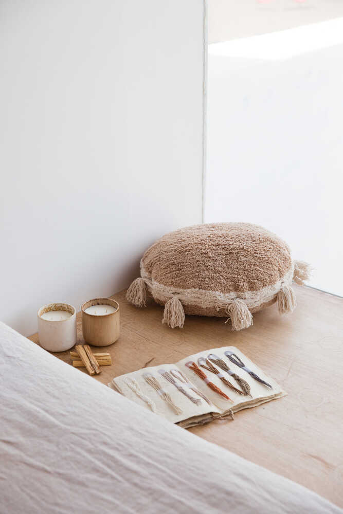 FLOOR PILLOW SIND TAUPE - Image 4